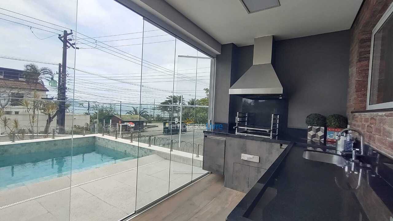 Casa para alquiler de vacaciones em São Sebastião (Juquehy)