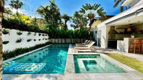 Casa para alugar em São Sebastião - Praia da Baleia