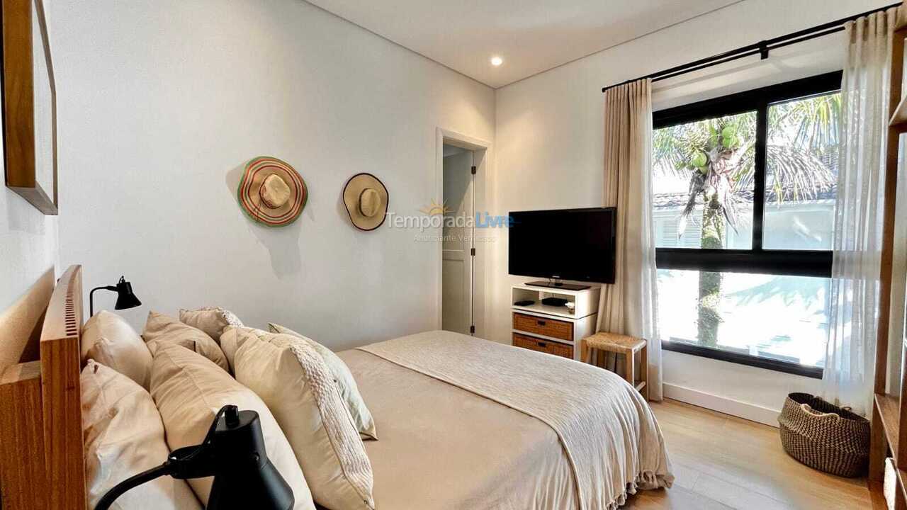 House for vacation rental in São Sebastião (Praia da Baleia)