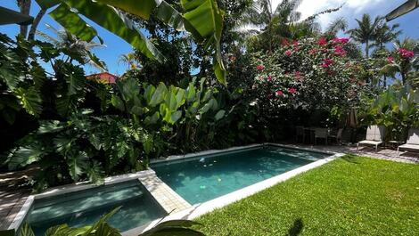 CASA EM CONDONÍNIO NA PRAIA DA BALEIA# LITORAL NORTE