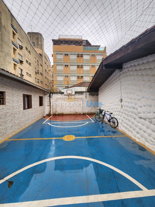 Casa para aluguel de temporada em Guarujá (Enseada)