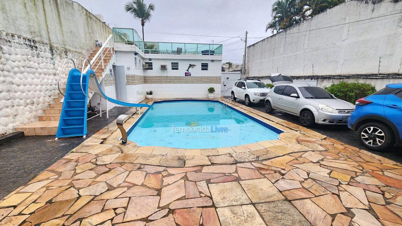 Casa para aluguel de temporada em Guarujá (Enseada)