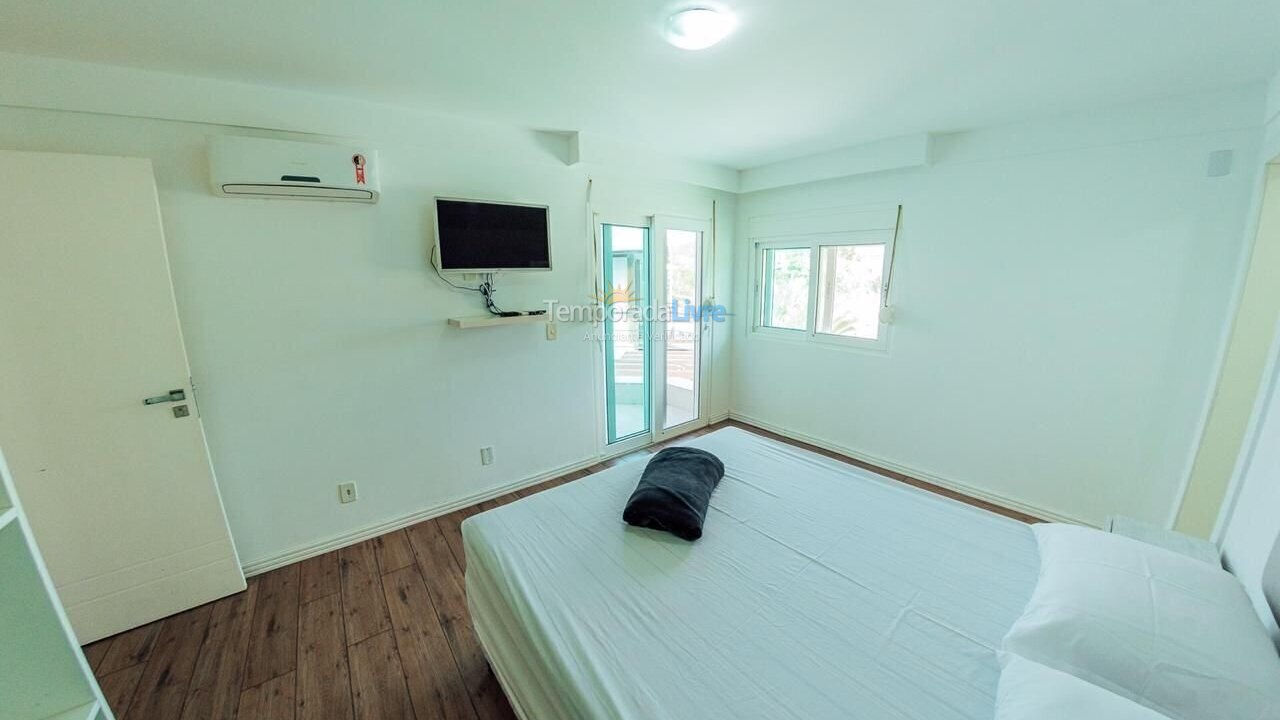 Casa para alquiler de vacaciones em Balneário Camboriú (Estaleirinho)