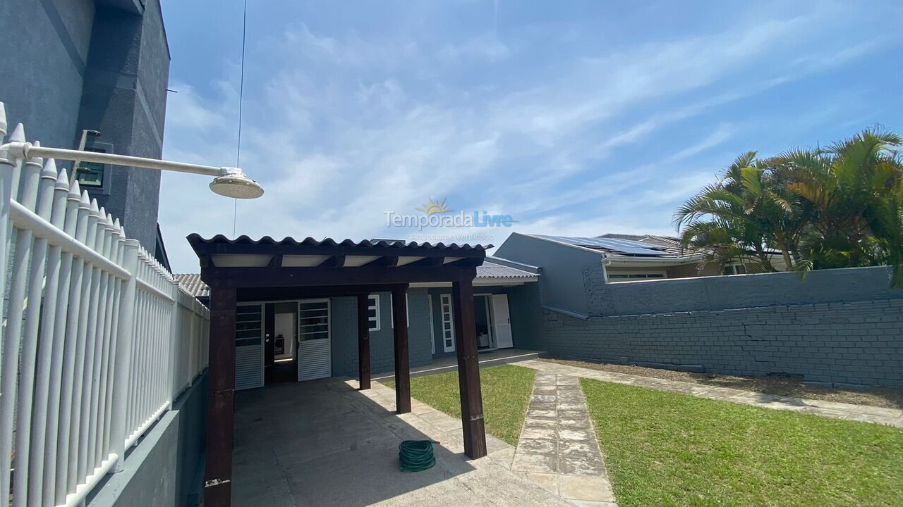 House for vacation rental in Capão da Canoa (Arco íris)