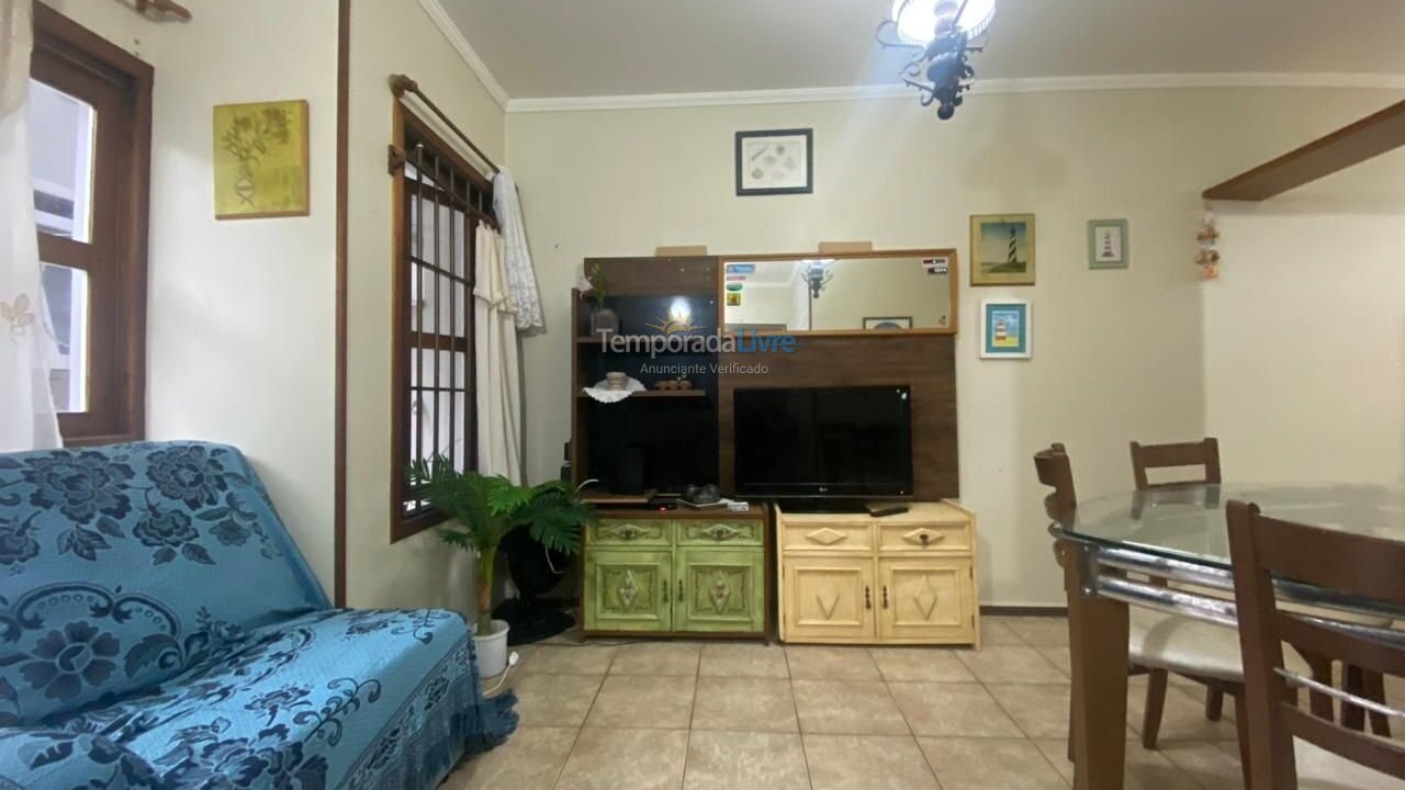 Apartamento para aluguel de temporada em Capão da Canoa (Centro)