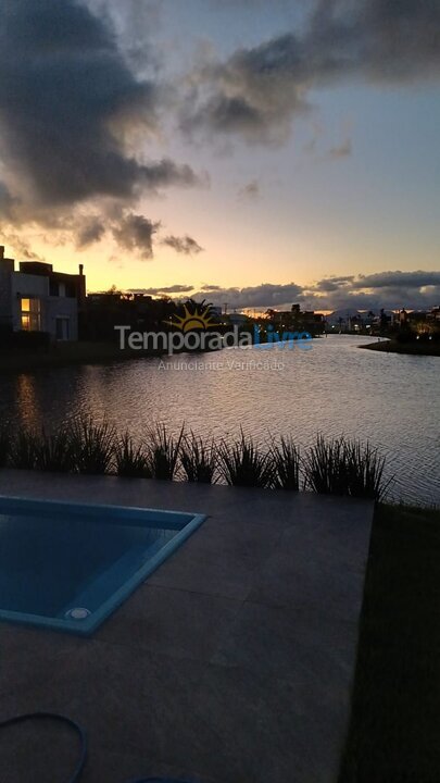 Casa para aluguel de temporada em Xangri Lá (Rainha do Mar)