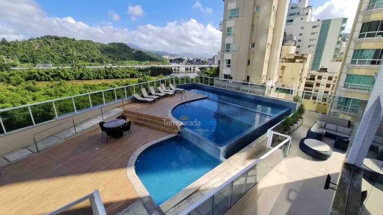 Apartamento para aluguel de temporada em Balneário Camboriú (Barra Sul)