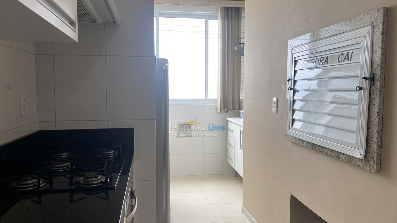 Apartamento para aluguel de temporada em Itapema (Meia Praia)