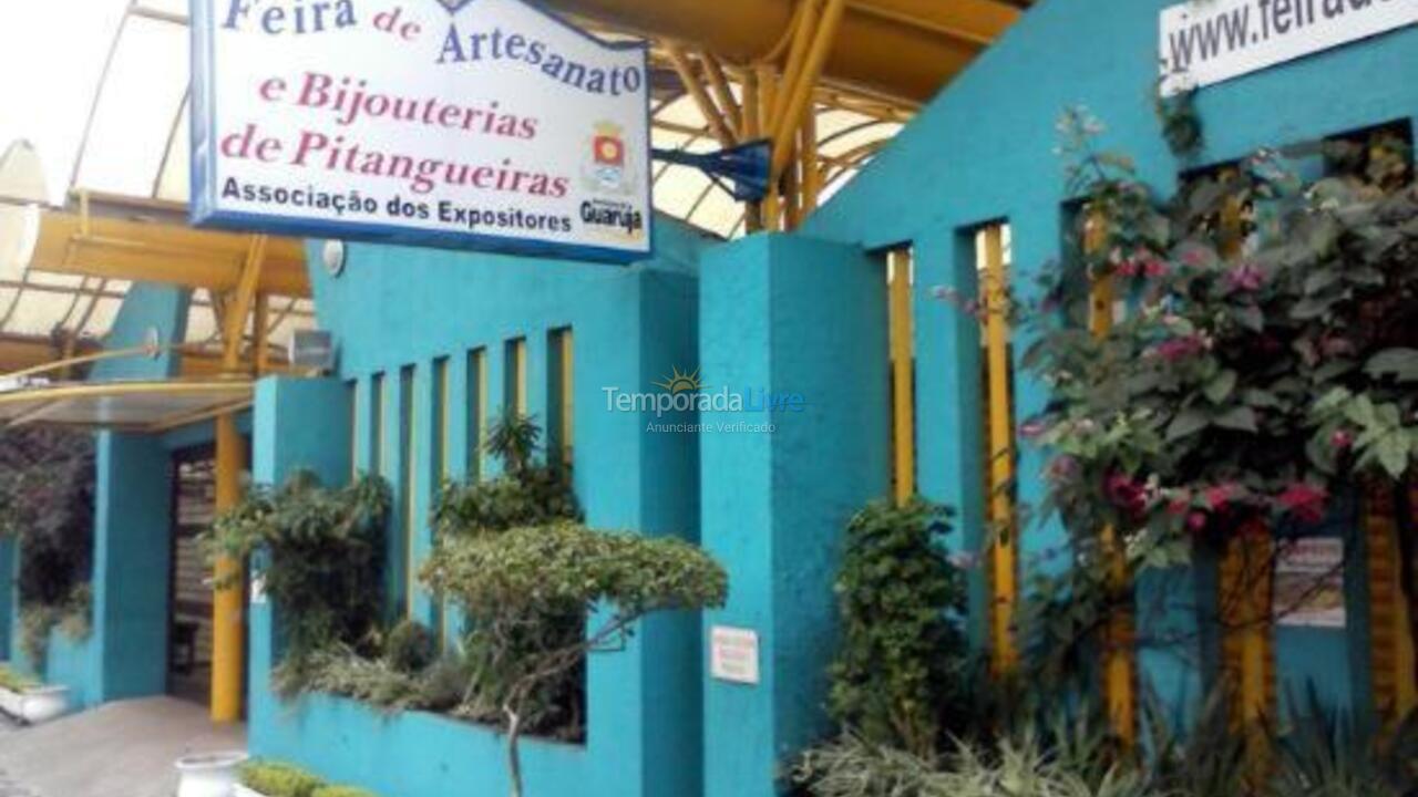 Apartamento para aluguel de temporada em Guarujá (Pitangueiras)