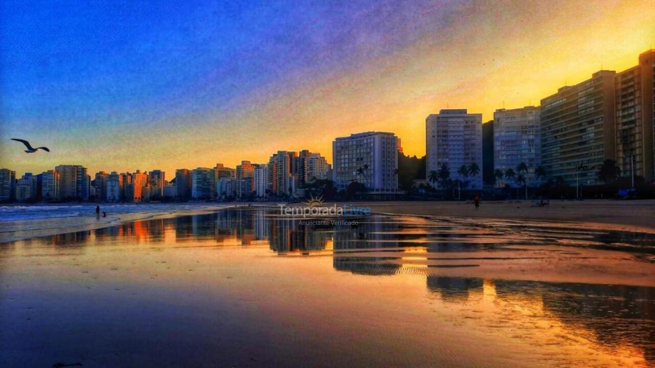 Apartamento para aluguel de temporada em Guarujá (Pitangueiras)