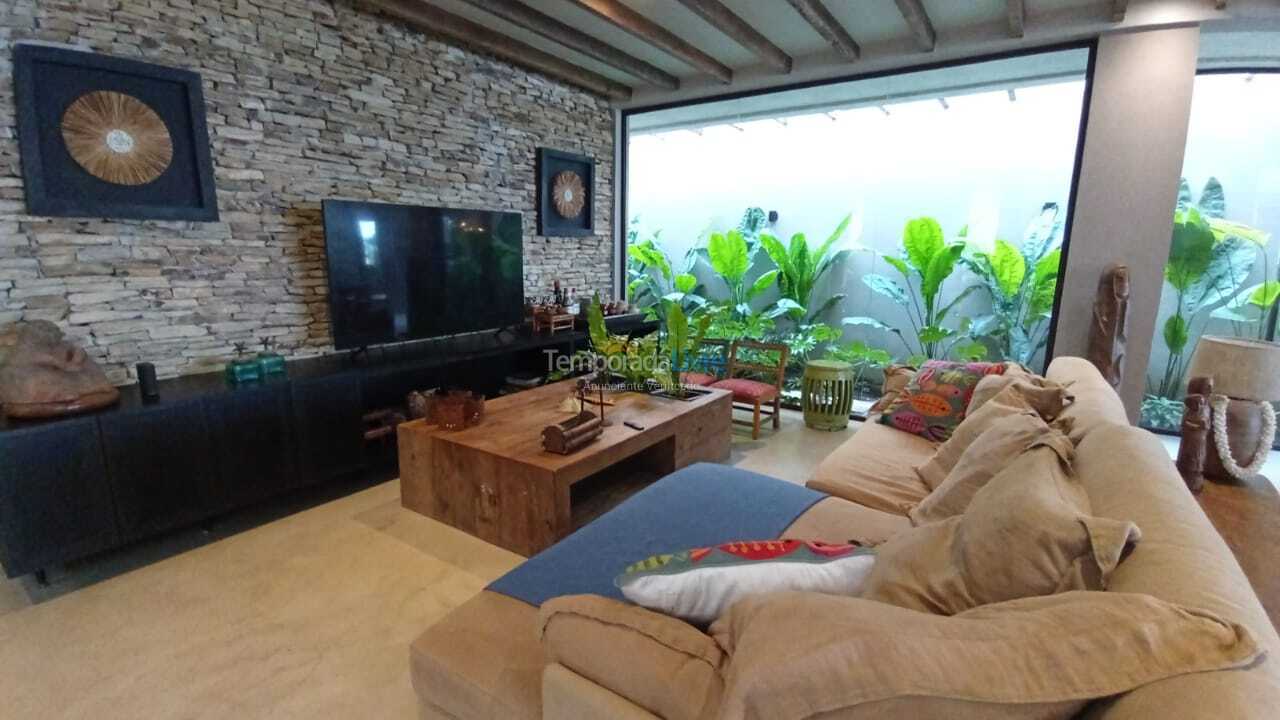 House for vacation rental in São Sebastião (Camburi)