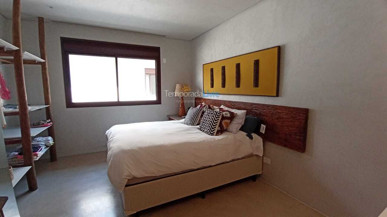 House for vacation rental in São Sebastião (Camburi)