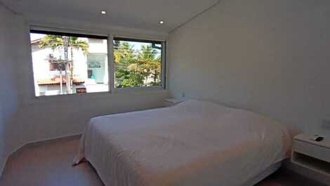 New Year's Eve rental at Baleia beach