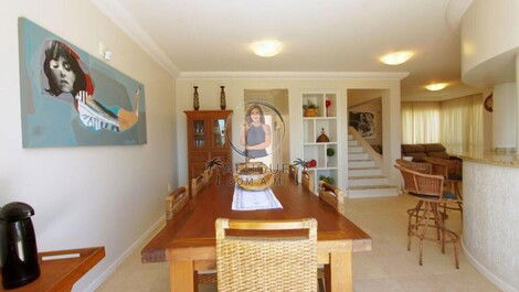 BEAUTIFUL HIGH STANDARD HOUSE WITH POOL 4 SUITES IN MARISCAL