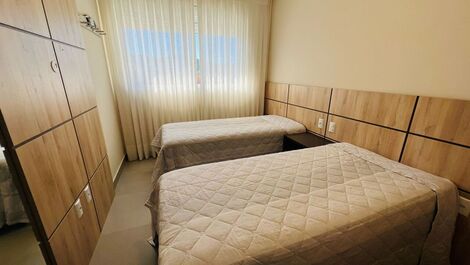 Apartamento Novo 3 dormitórios na Praia de Mariscal