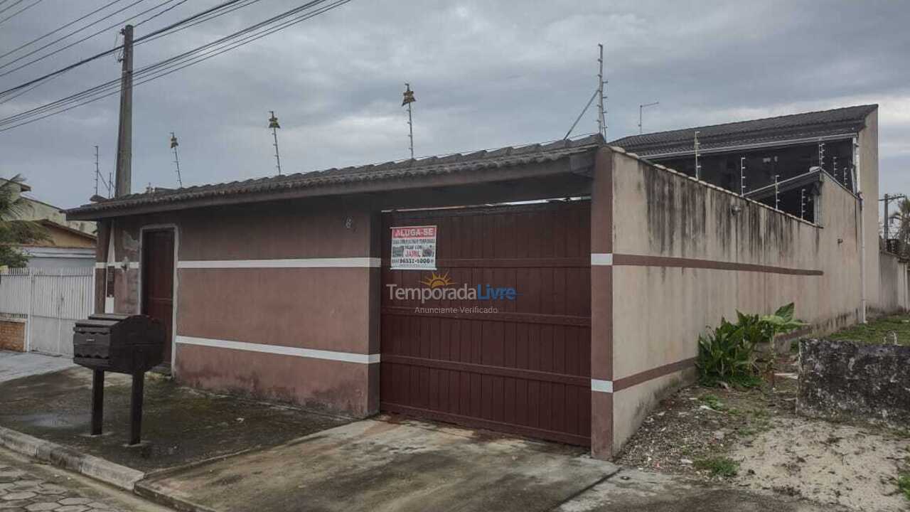 Casa para alquiler de vacaciones em Caraguatatuba (Martin de Sá)