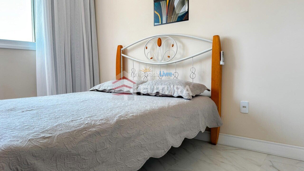 Apartment for vacation rental in Bombinhas (Praia de Bombas)