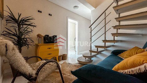 Duplex Penthouse with 3 suites for Seasonal Rental in Bombas