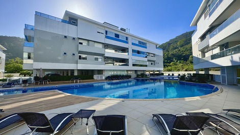 Luxurious apartment with 3 bedrooms in the best condominium in Ingleses