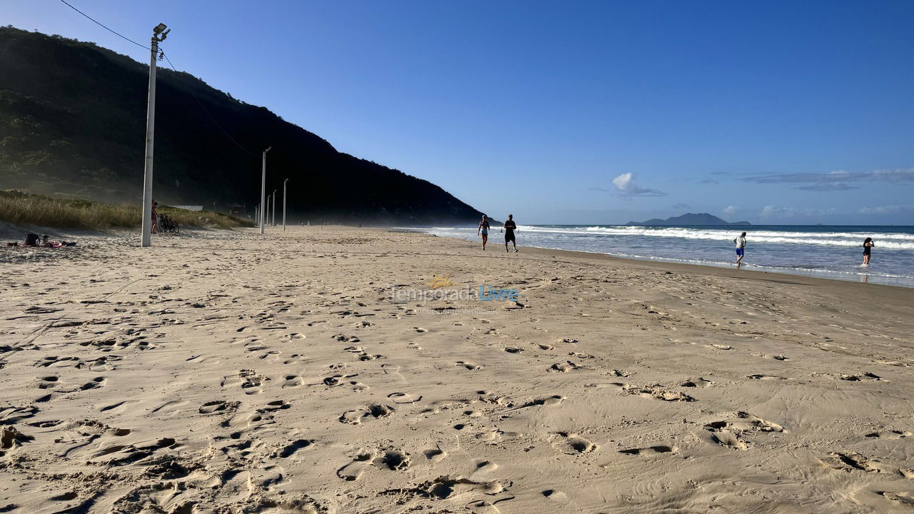 Apartamento para aluguel de temporada em Florianopolis (Praia dos Ingleses)