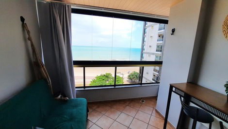 GRAN APARTAMENTO PUNTO CON BALCÓN FRENTE A PLAYA MORRO GUARAPARI