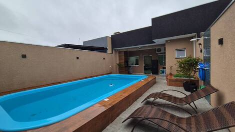 Spectacular House in Ipanema- Pontal do Paraná with Swimming Pool and WI-FI