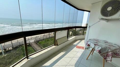 LARGE APARTMENT WITH THE BEST SEA VIEW IN ITAPEMA