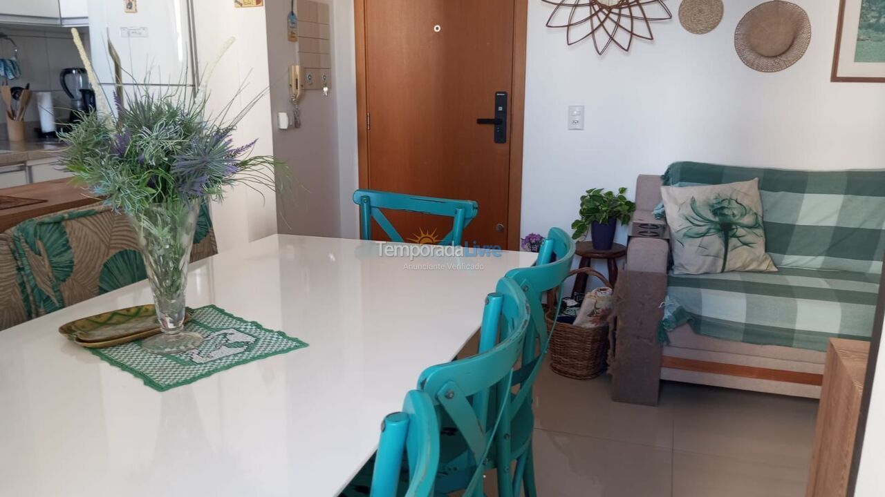 Apartamento para aluguel de temporada em Balneário Piçarras (Itacolomi)