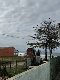 House in Ingleses 30 meters from the sand