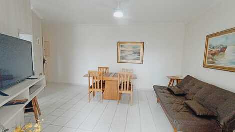 Apartment in Toninhas in the Wembley tennis condominium