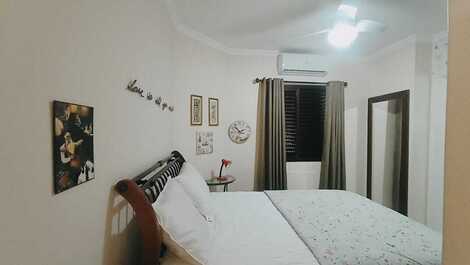 Apartment in Toninhas in the Wembley tennis condominium