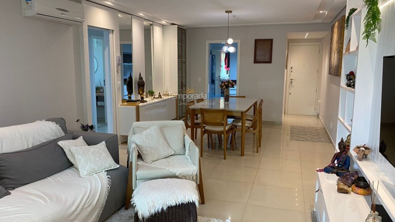 Apartment for vacation rental in Bombinhas (Praia de Bombas)