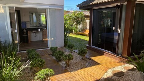 HOUSE WITH POOL IN MARISCAL - 05 BEDROOMS - 400m FROM THE SEA