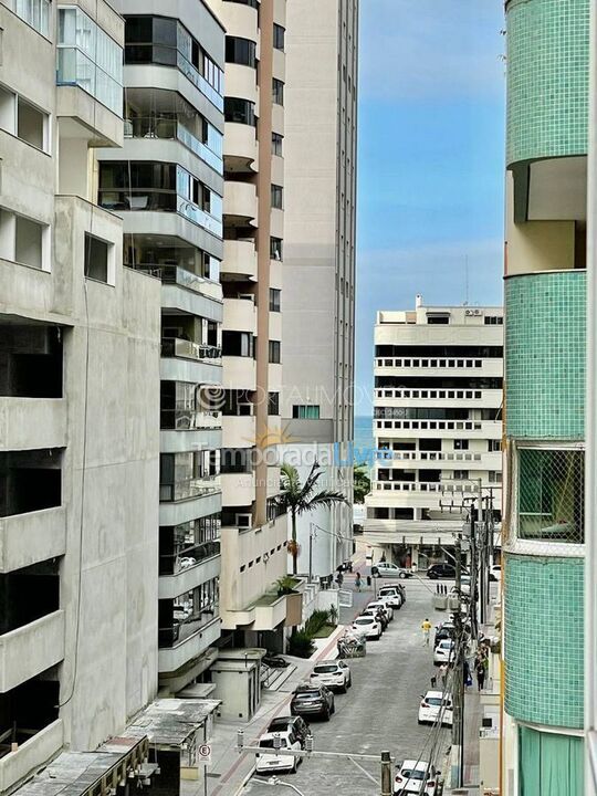 Apartamento para aluguel de temporada em Itapema (Meia Praia)