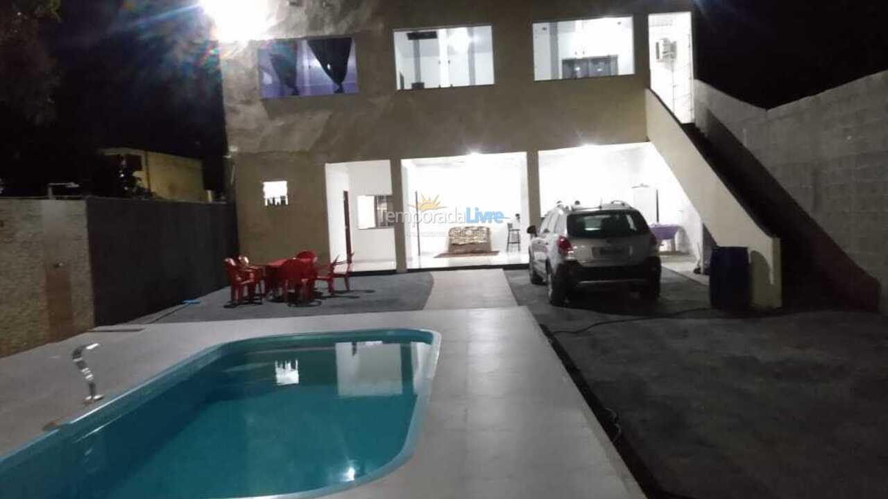 Casa para alquiler de vacaciones em Guarapari (Eugenio Boldart)