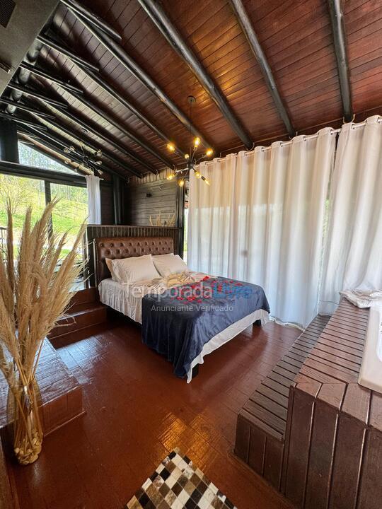 Ranch for vacation rental in Santo Amaro da Imperatriz (Bairro Pagará)