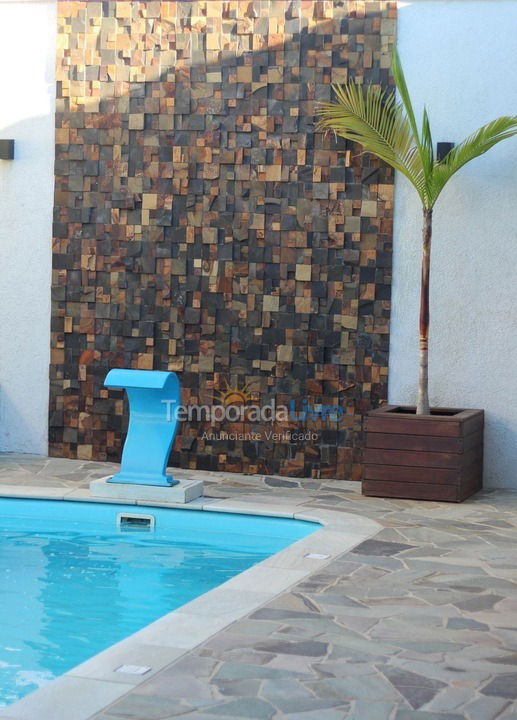 House for vacation rental in Itapoá (Balneário Cambiju)