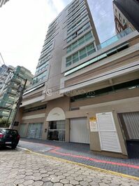 Apartamento para alugar em Itapema - Meia Praia