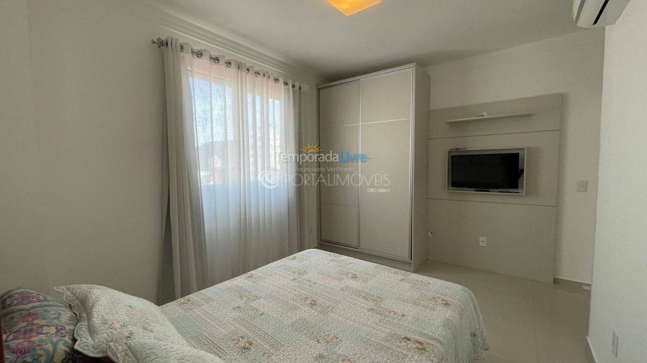 Apartamento para aluguel de temporada em Itapema (Meia Praia)