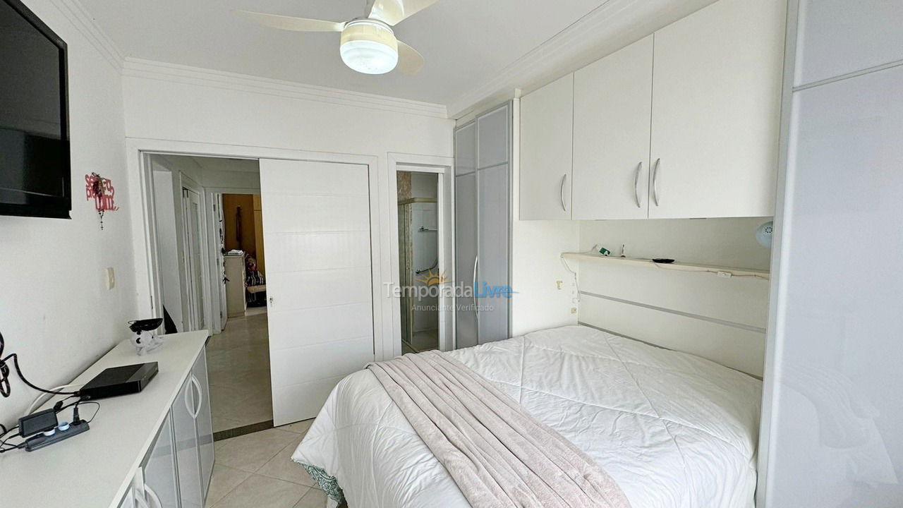 Apartamento para aluguel de temporada em Balneário Camboriú (Praia Central)