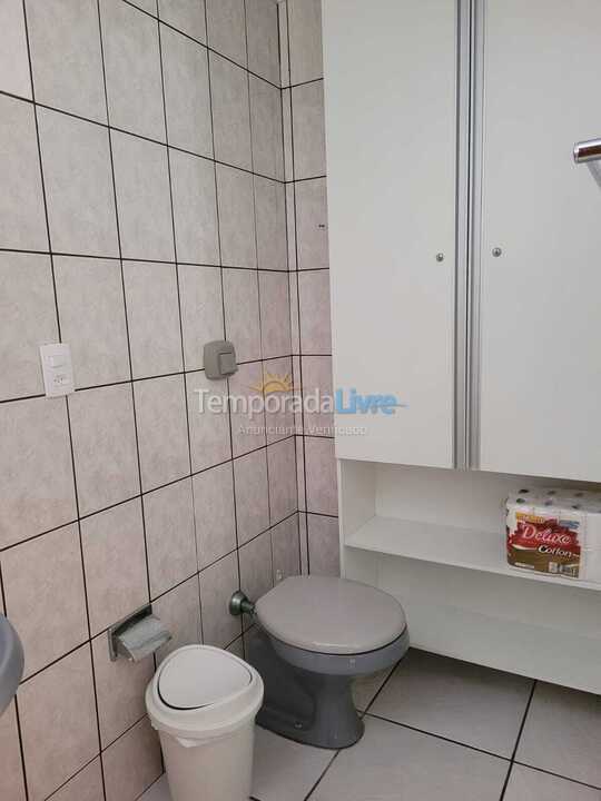 Apartamento para aluguel de temporada em Itapema (Meia Praia)