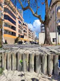 204B Seafront block and large garage