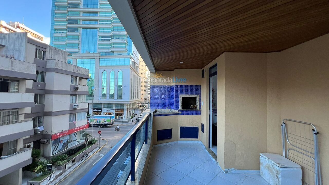 Apartamento para aluguel de temporada em Itapema (Meia Praia)