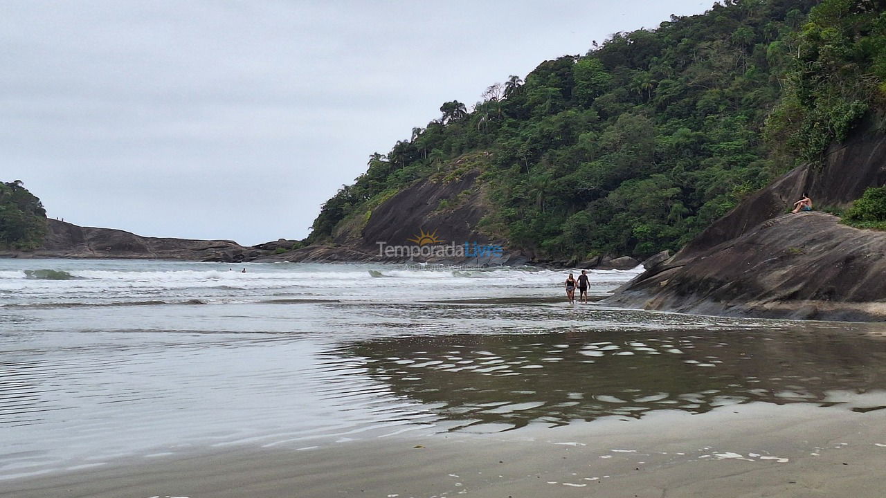 Casa para alquiler de vacaciones em Bertioga (Indaiá)