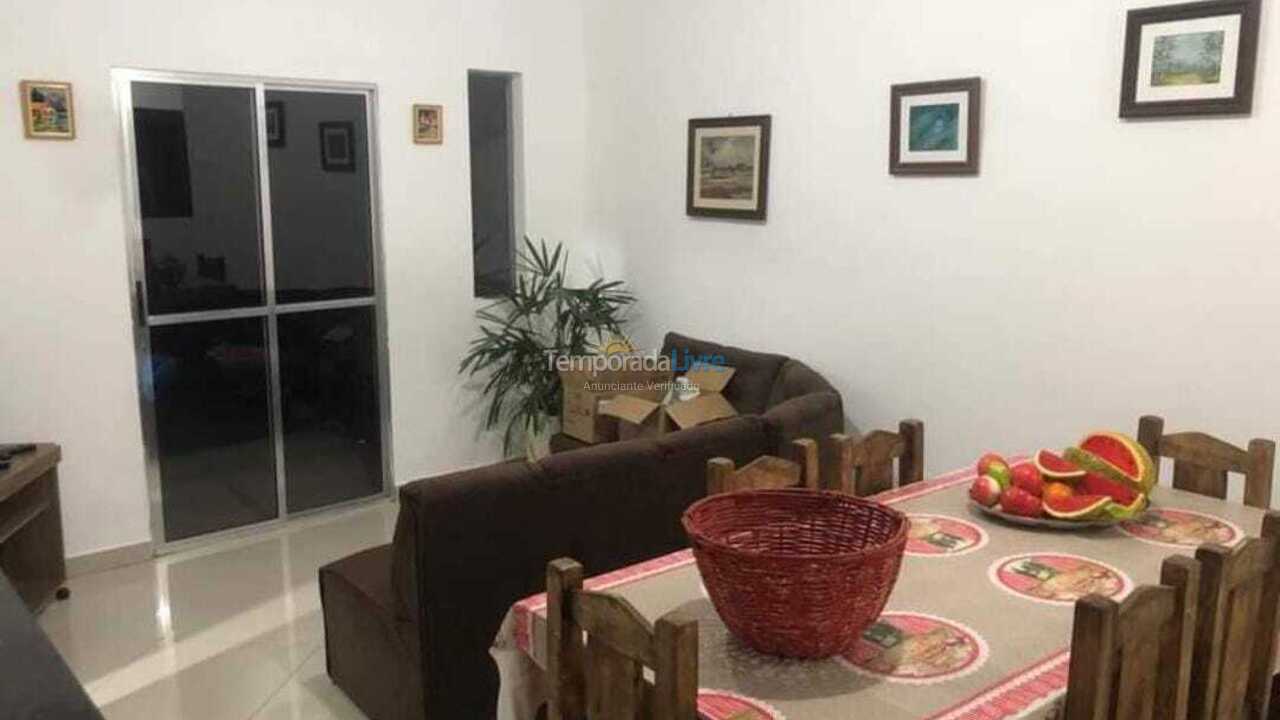 Chácara / sítio para aluguel de temporada em Bragança Paulista (Chácaras Fernão Dias)