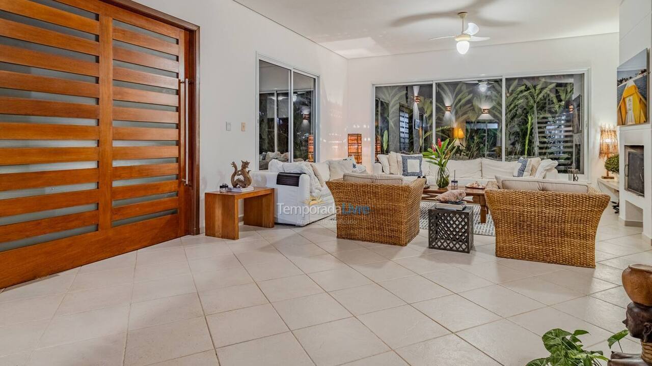 House for vacation rental in São Sebastião (Praia da Baleia)