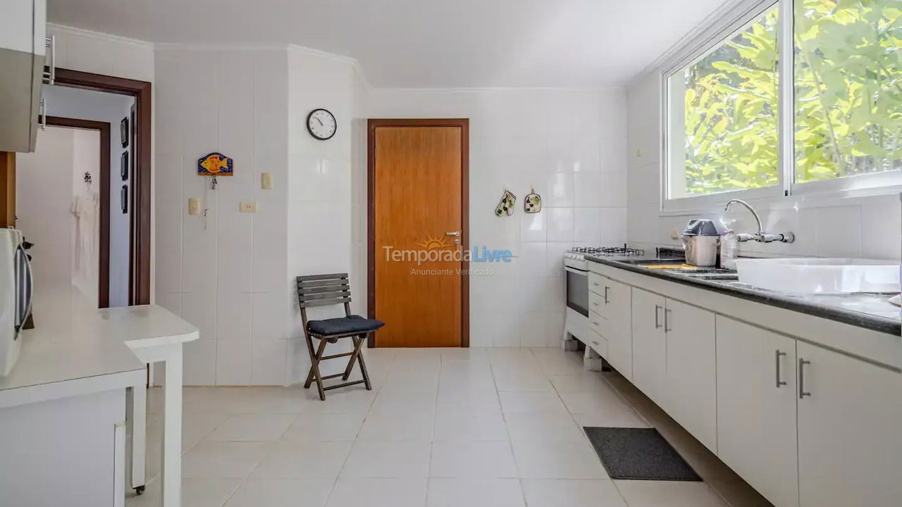 House for vacation rental in São Sebastião (Praia da Baleia)