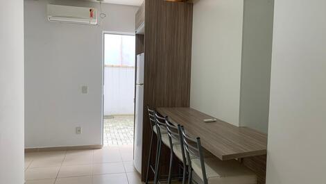 Studio available for seasonal rental in Praia de Palmas/SC.