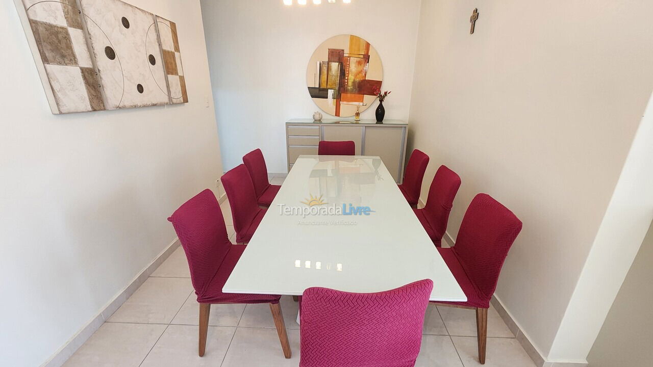 Apartment for vacation rental in Guarujá (Pitangueiras)