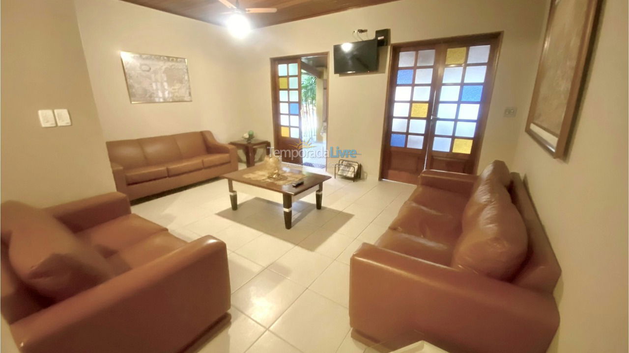 Casa para alquiler de vacaciones em Ubatuba (Praia Grande)